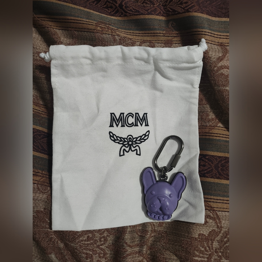 MCM Pup Keyring Charm